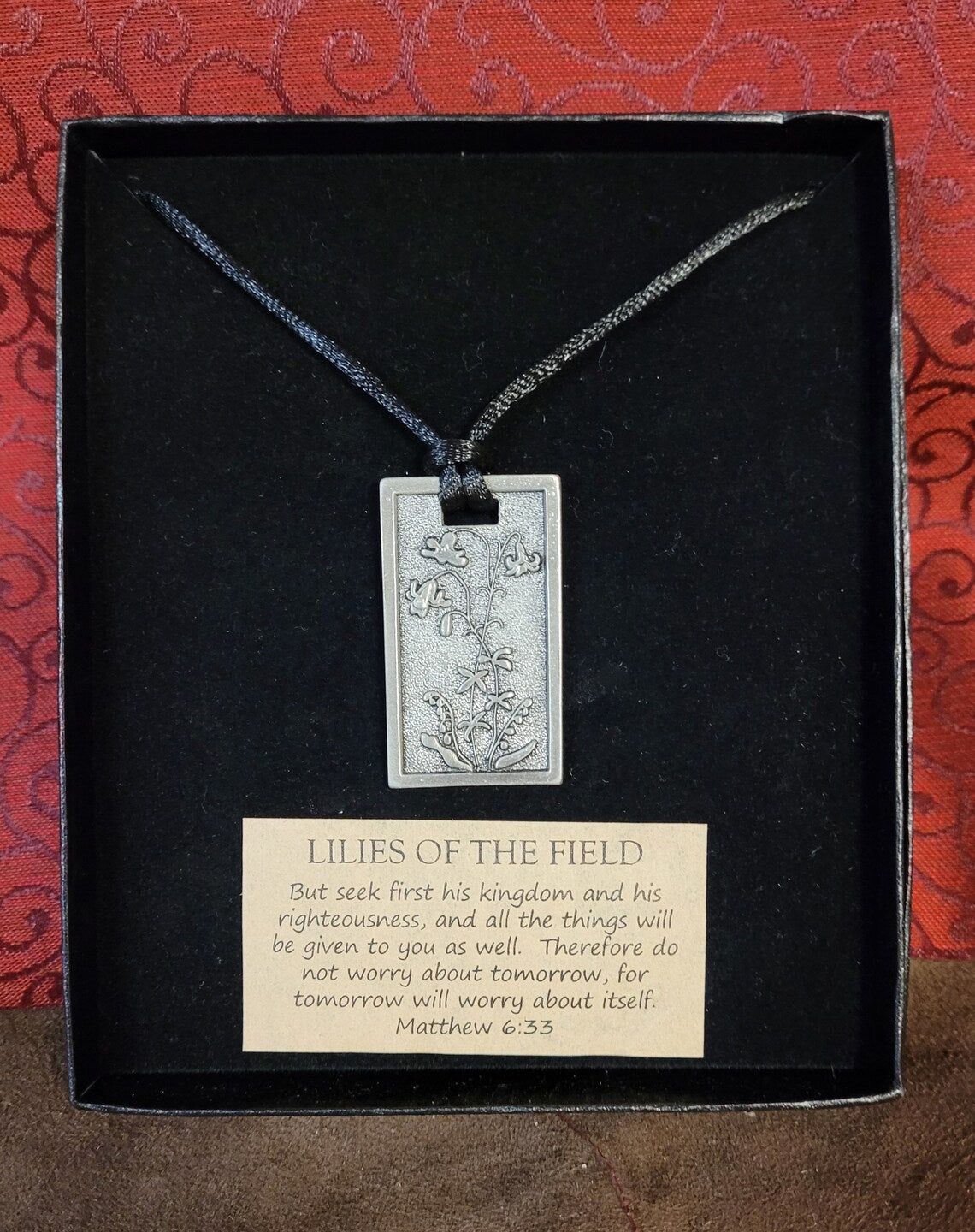 Lilies of the field silver vertical pendant necklace